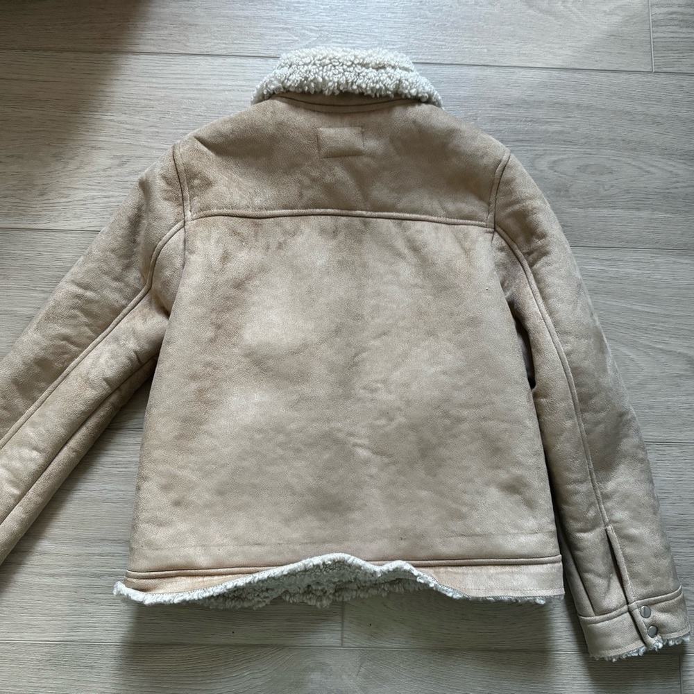 ❌SOLD❌Zara faux shearling  girl jacket size 13-14 - Picture 4 of 4